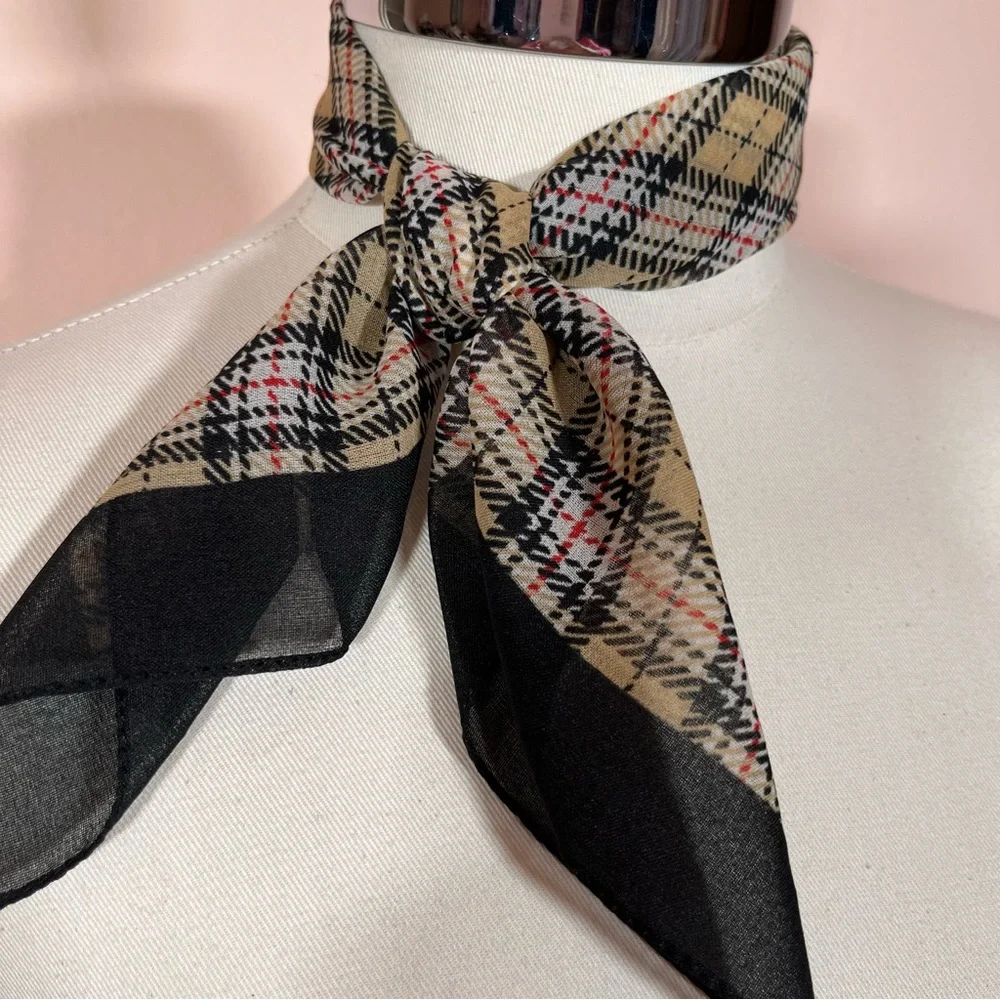 Vintage 80 90 Retro Camel Tan Black Academia Plaid classic Preppy Neck Scarf - Picture 12 of 13